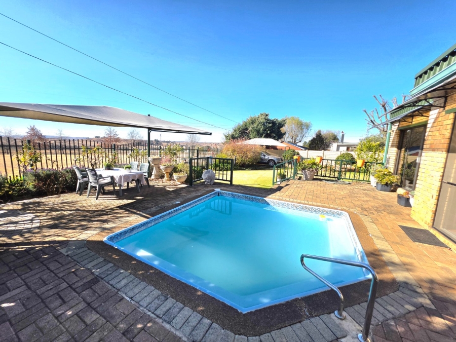 5 Bedroom Property for Sale in Panorama Free State